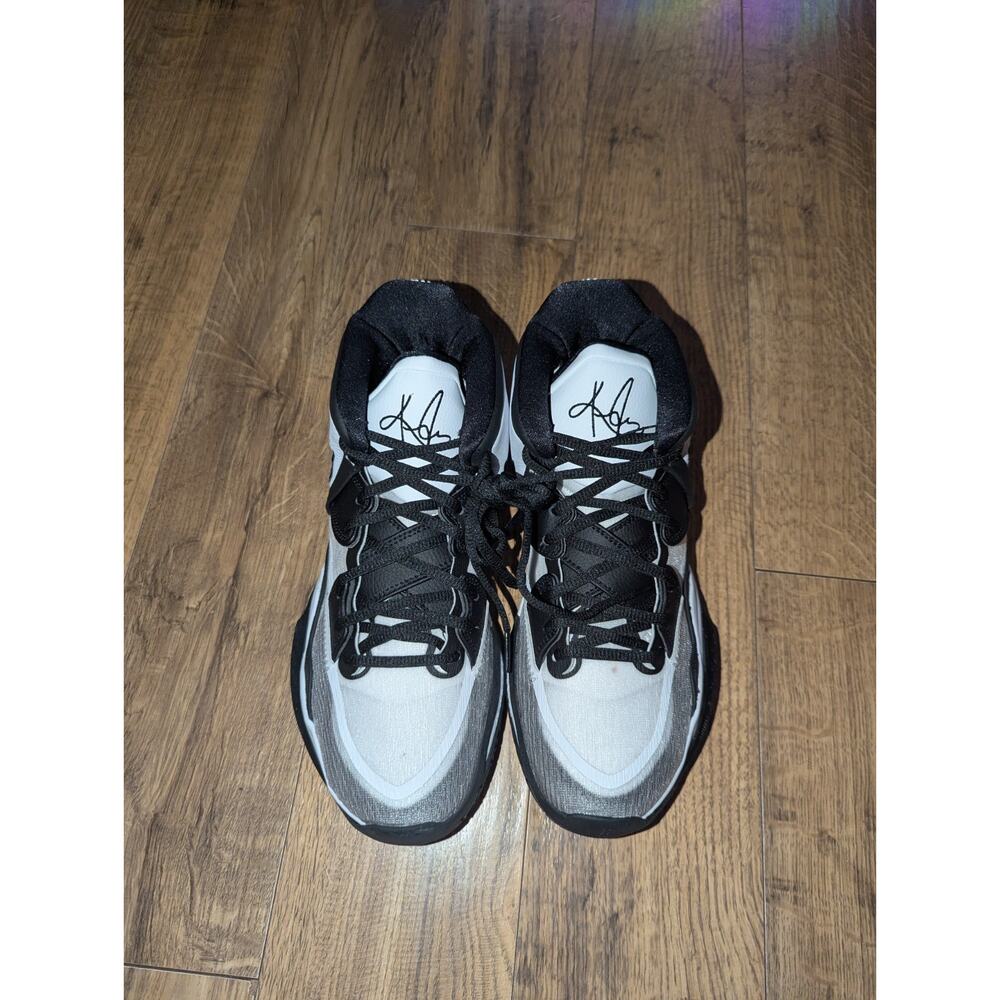 Nike Kyrie Infinity Team Basketball Black White Panda Mens Size 9 DO9616-100 - Picture 1 of 9